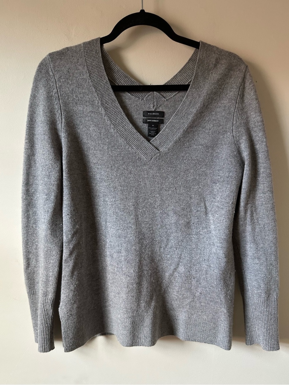 Halogen Cashmere V Neck Sweater Gray Size Medium